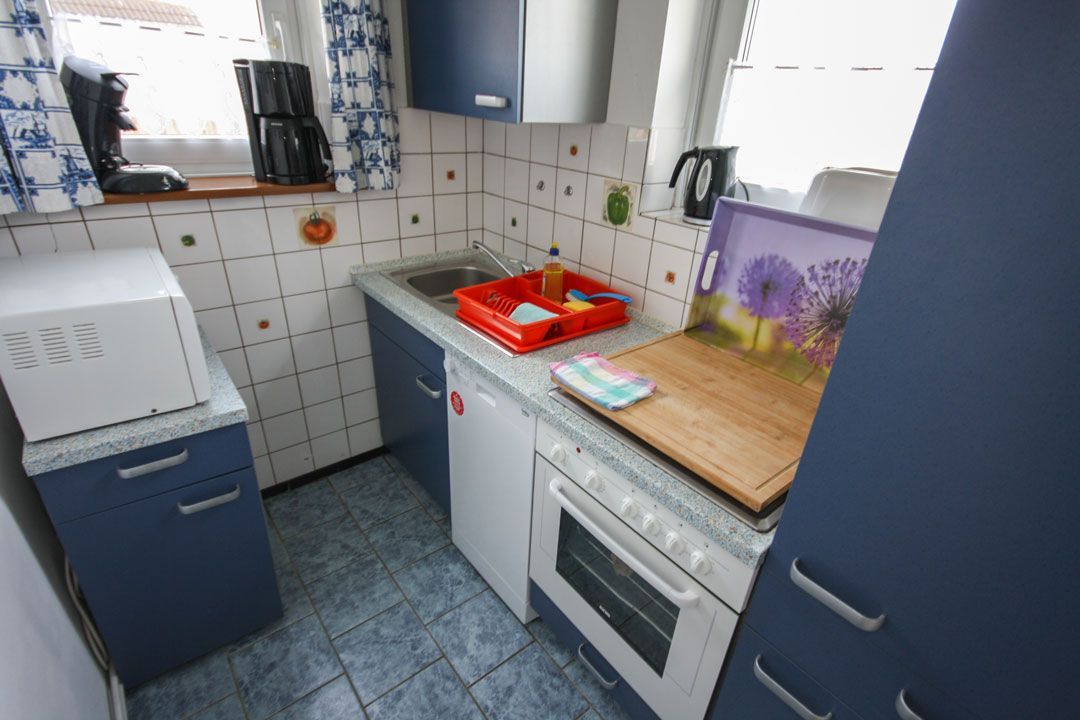 Wohnung 1, Kche