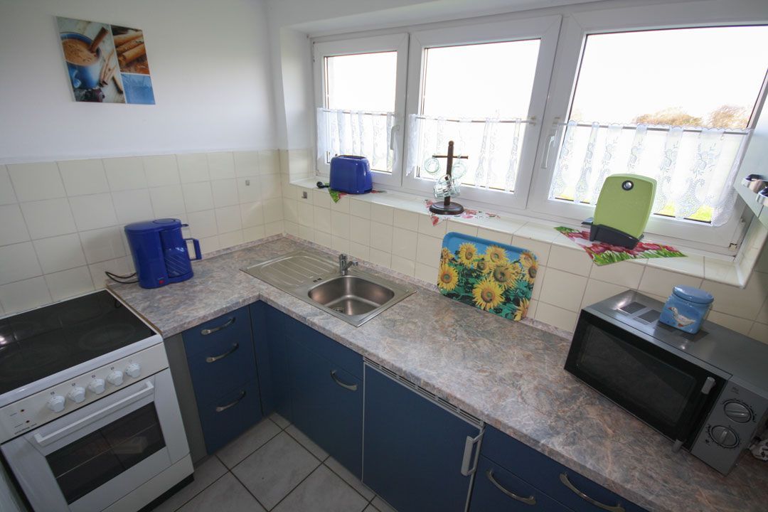 Wohnung 2, Kche